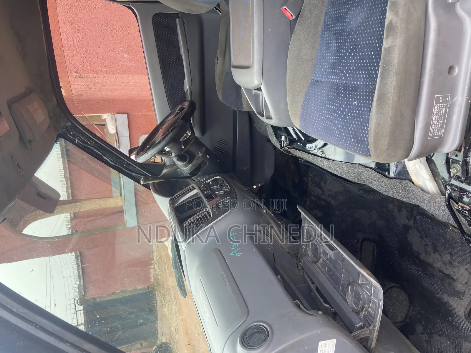 Nissan Caravan (Urvan) 2008 Black