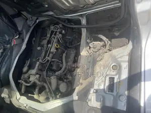 Toyota HiAce 2012 Silver