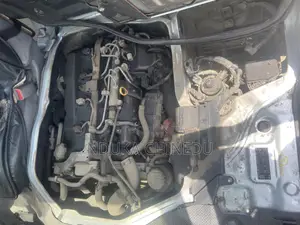 Toyota HiAce 2012 Silver