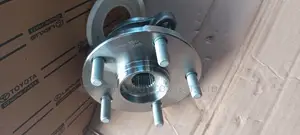 2007 - 2012 Rav4 Front Hub