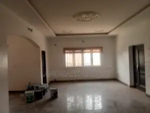 4bdrm Bungalow in Posted Two, Ushafa for rent