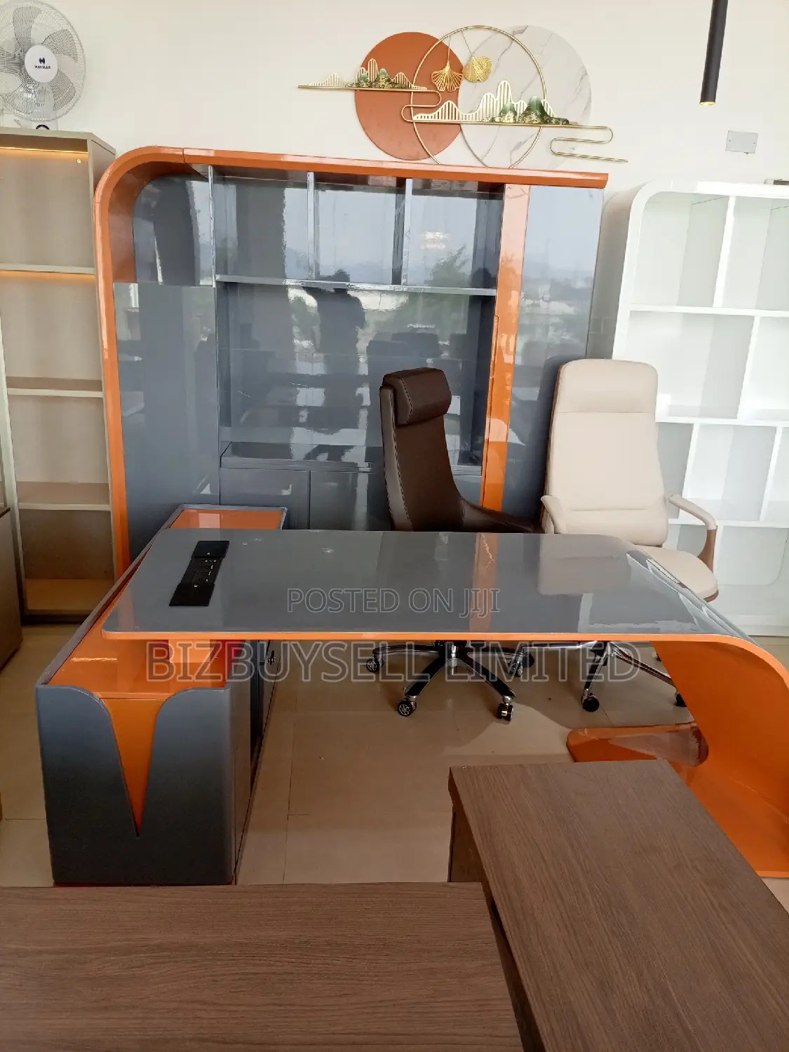Super Executive Office Table With Bookshelf.
