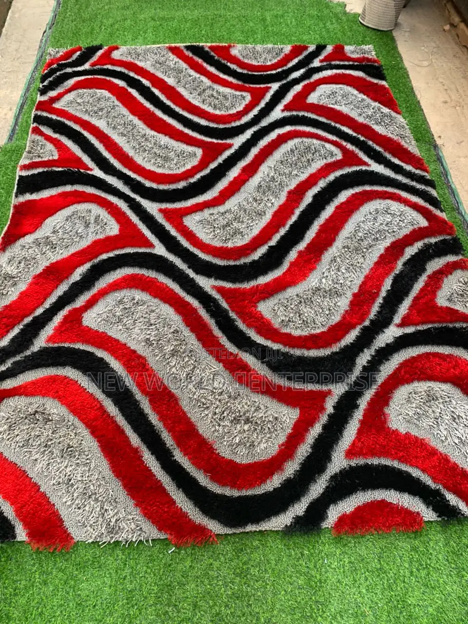 Thick Modern Shaggy Gold Turkish Centre Rug