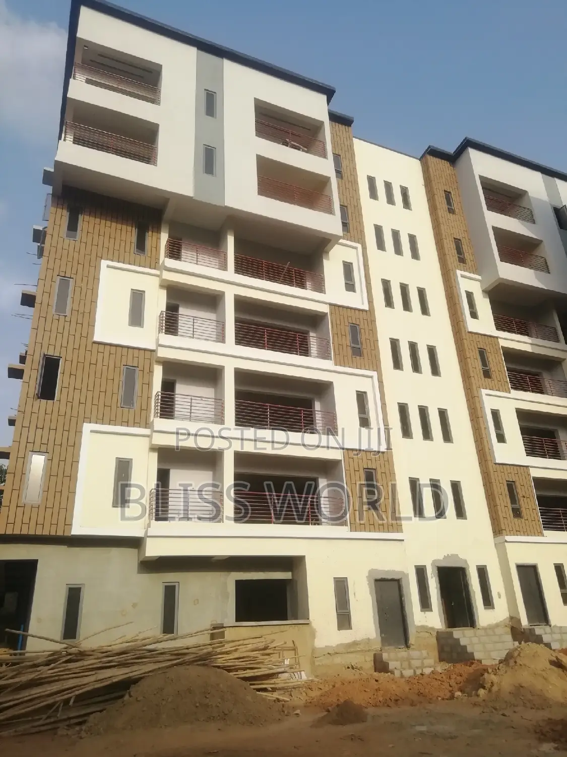 3bdrm Block of Flats in Mabuchi, Mabushi for sale