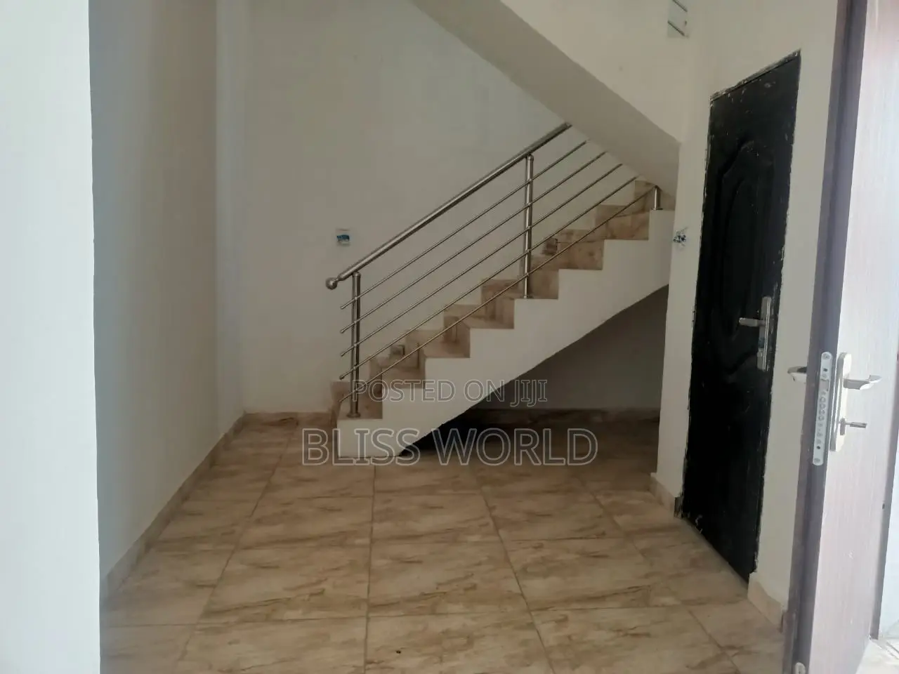 3bdrm Block of Flats in Mabuchi, Mabushi for sale