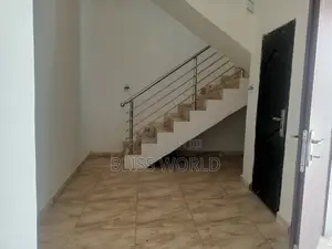 3bdrm Block of Flats in Mabuchi, Mabushi for sale