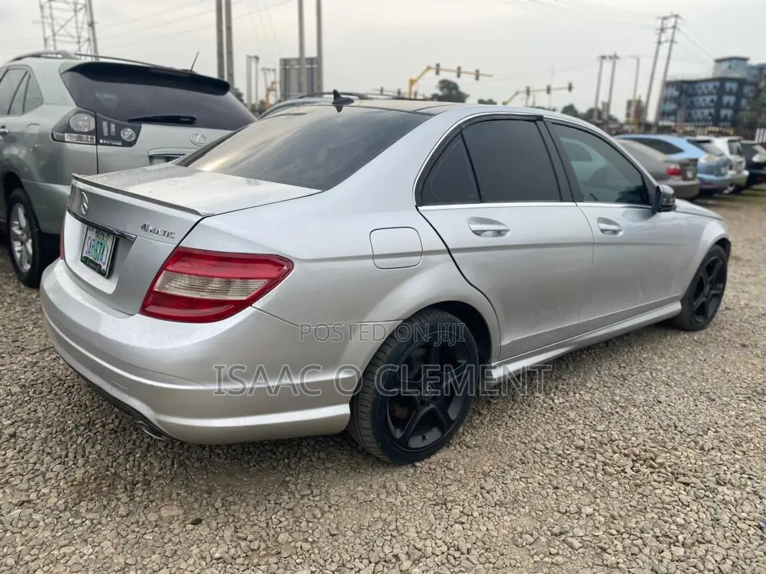 Mercedes-Benz C300 2010 Silver