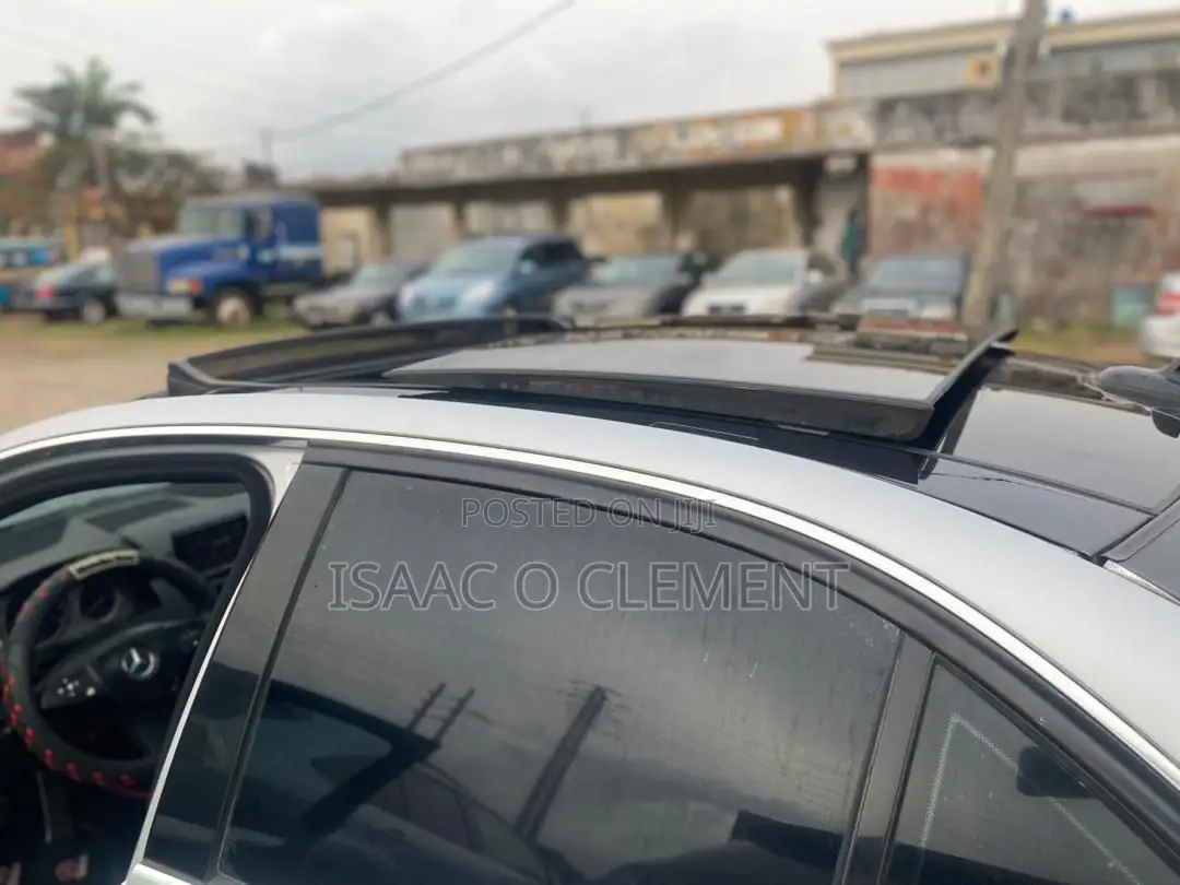Mercedes-Benz C300 2010 Silver