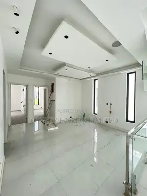 5bdrm Duplex in Osapa London, Lekki for sale