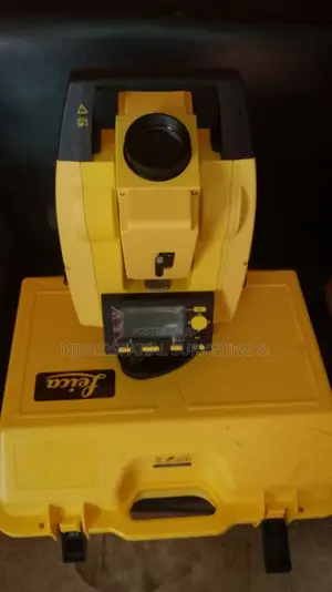 Brand New LEICA Builder 209 Total Station