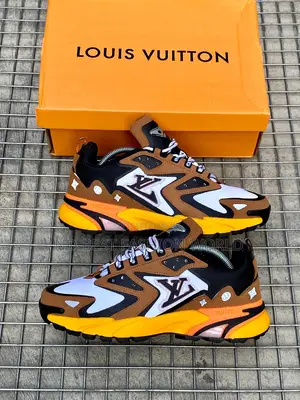 Pure Sneakers