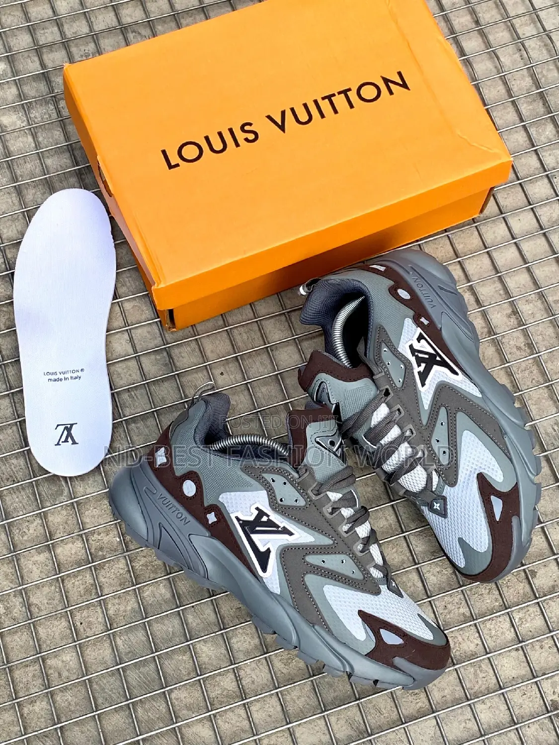 Pure Sneakers