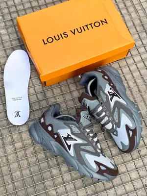 Pure Sneakers