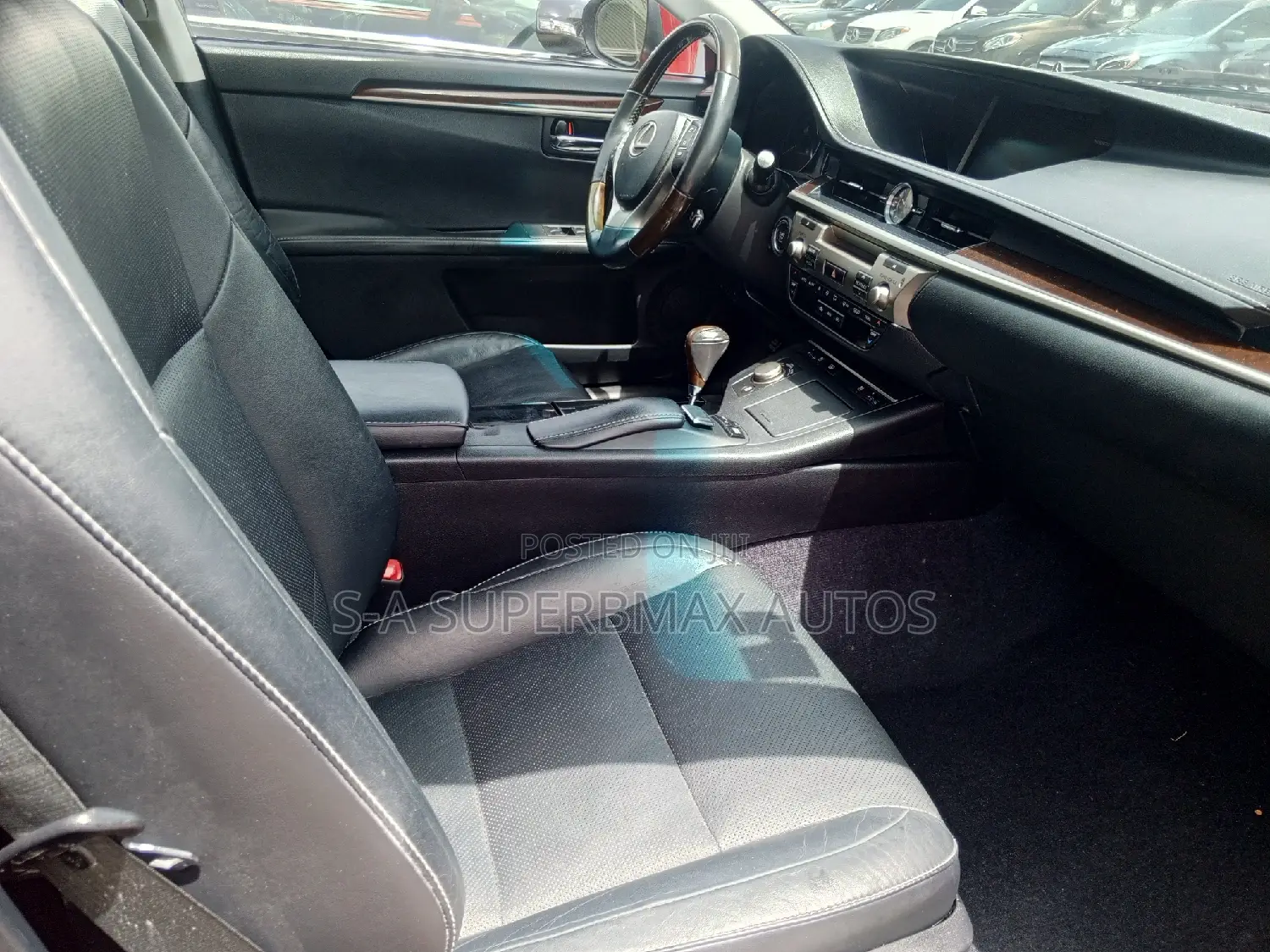 Lexus ES 2013 Red
