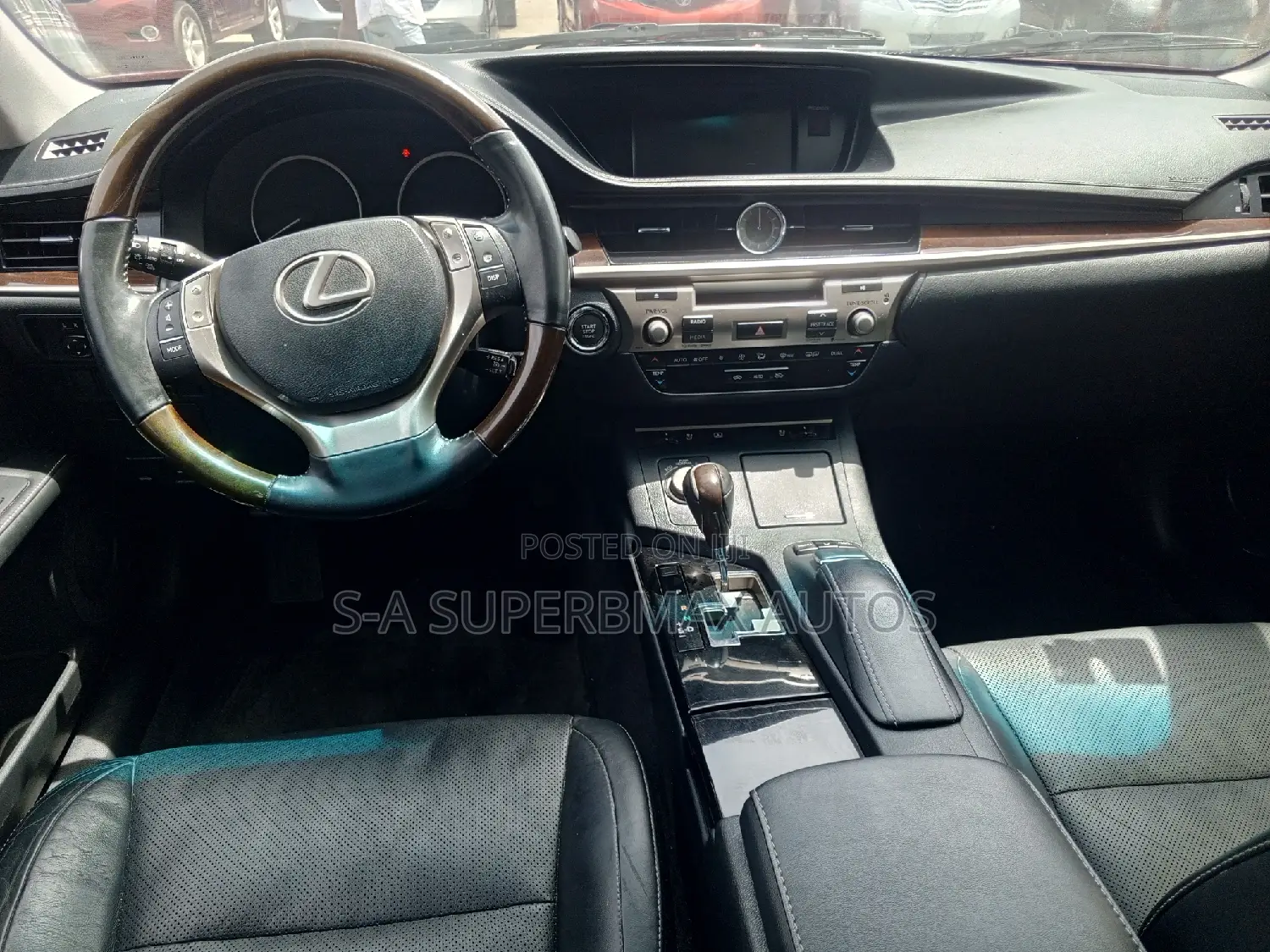 Lexus ES 2013 Red