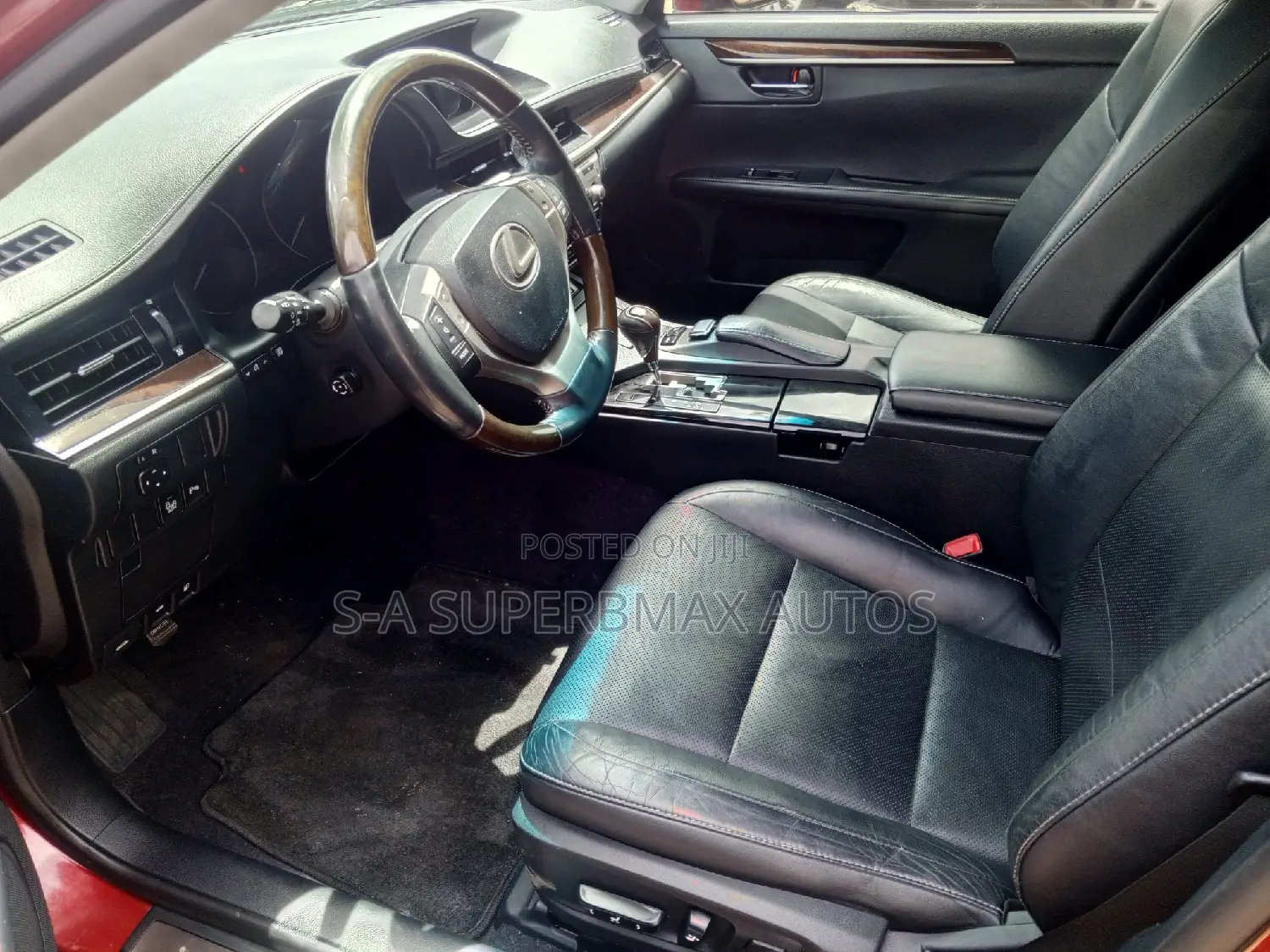 Lexus ES 2013 Red