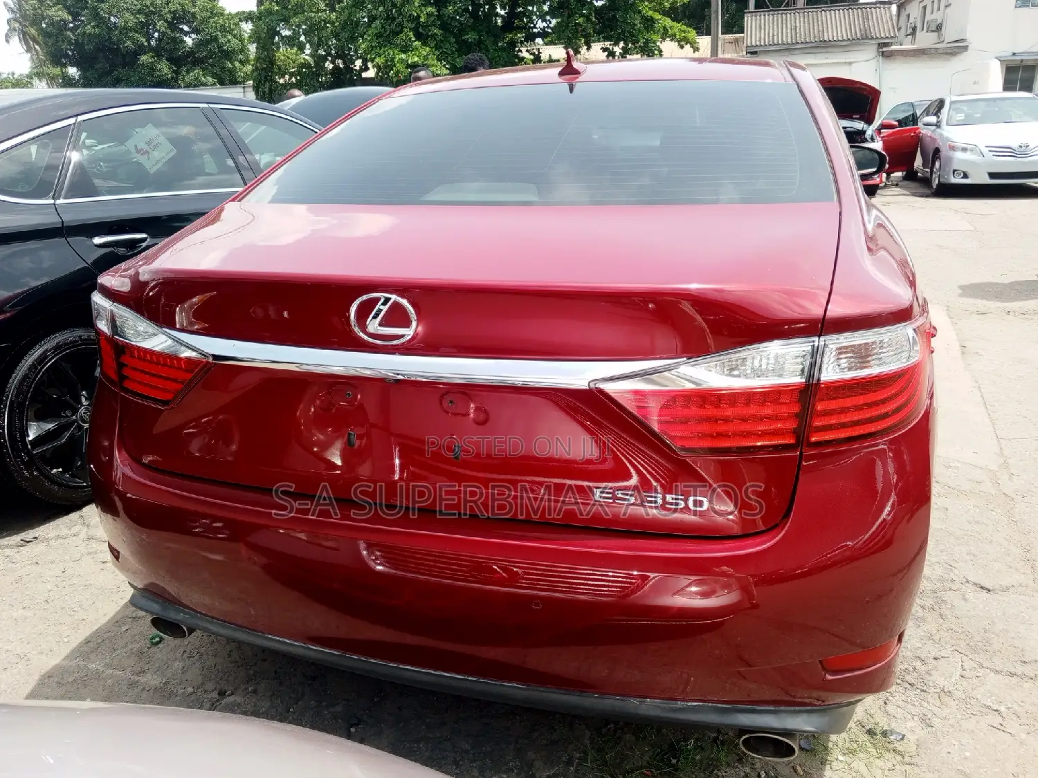 Lexus ES 2013 Red