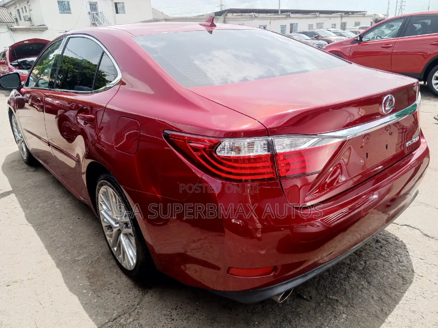 Lexus ES 2013 Red