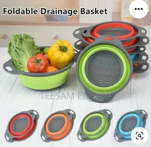 Silicone Collapsible Sieve.