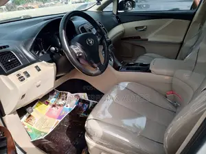 Toyota Venza V6 AWD 2010 White