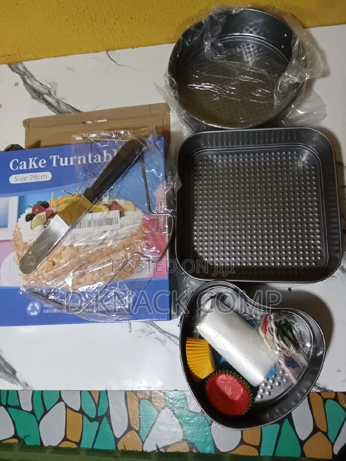 216 Piece Cake Pan Set Cake Decorating Kit