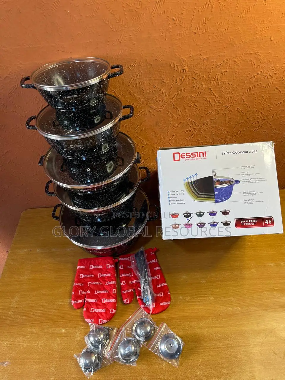 Quality Royal Dessini 12pc Granite Cookware Set + 2 Kitchen