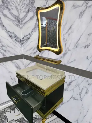 Royal Cabinet