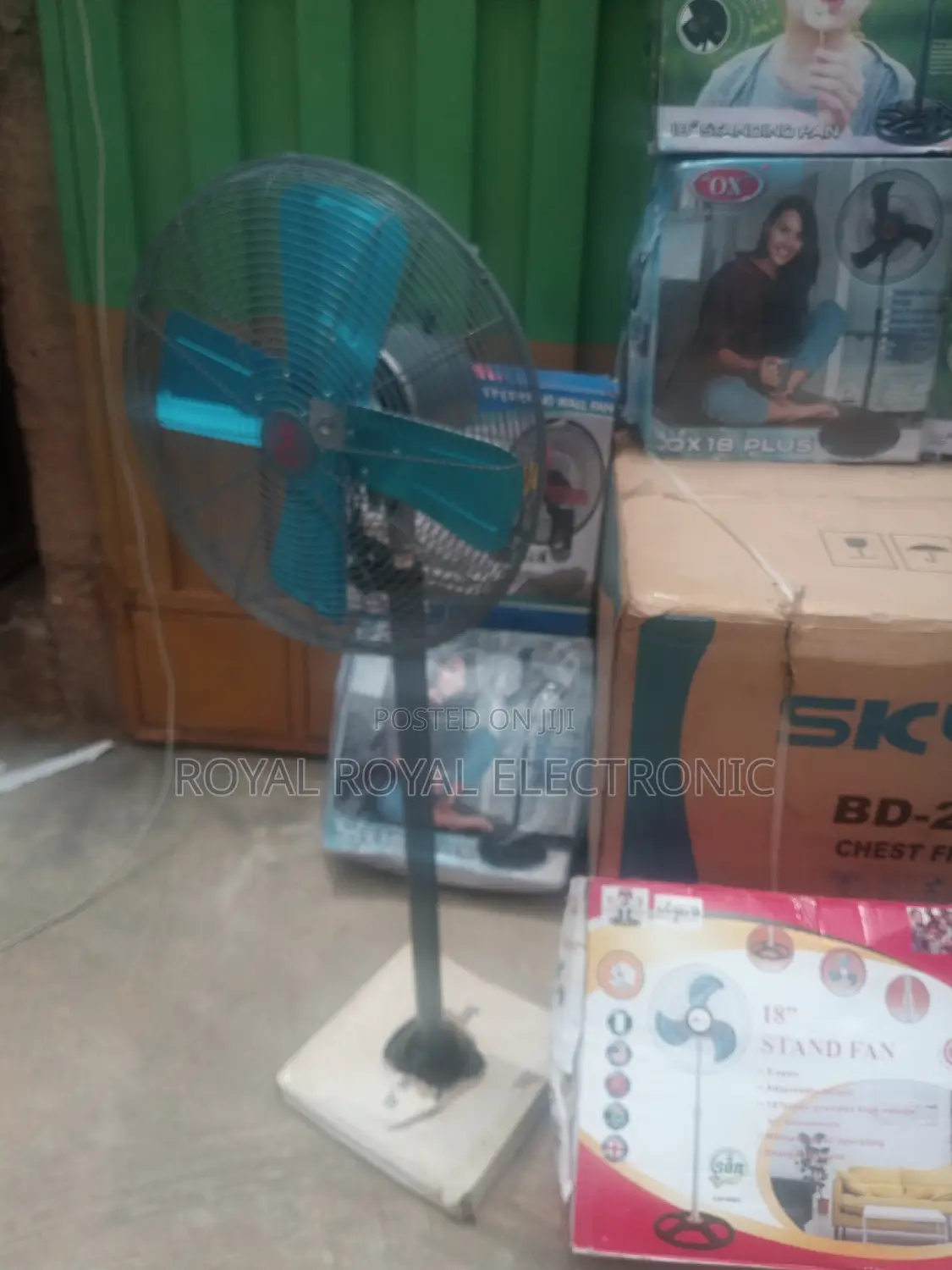 BB 18 Inches Industrial Standing Fan