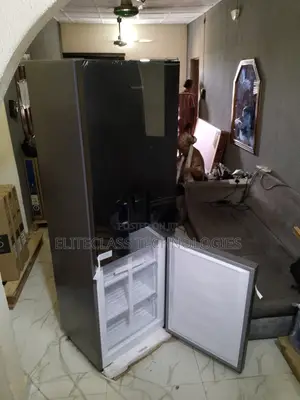 Original Hisense 308dr Refrigerator 300L.