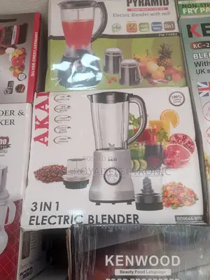 Very New Akai 3 in 1 Multi-Purpose Blender With Mill