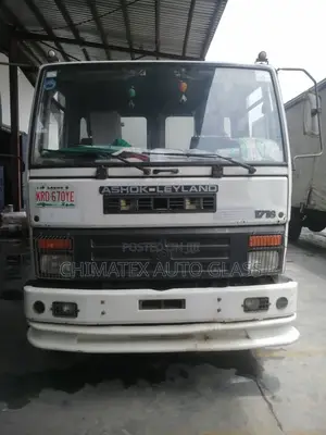 Windscreen for Truck Ashok Layland