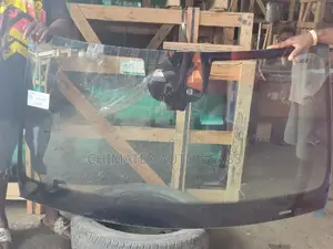 Follow Come Windscreen Glass for Gle 2020