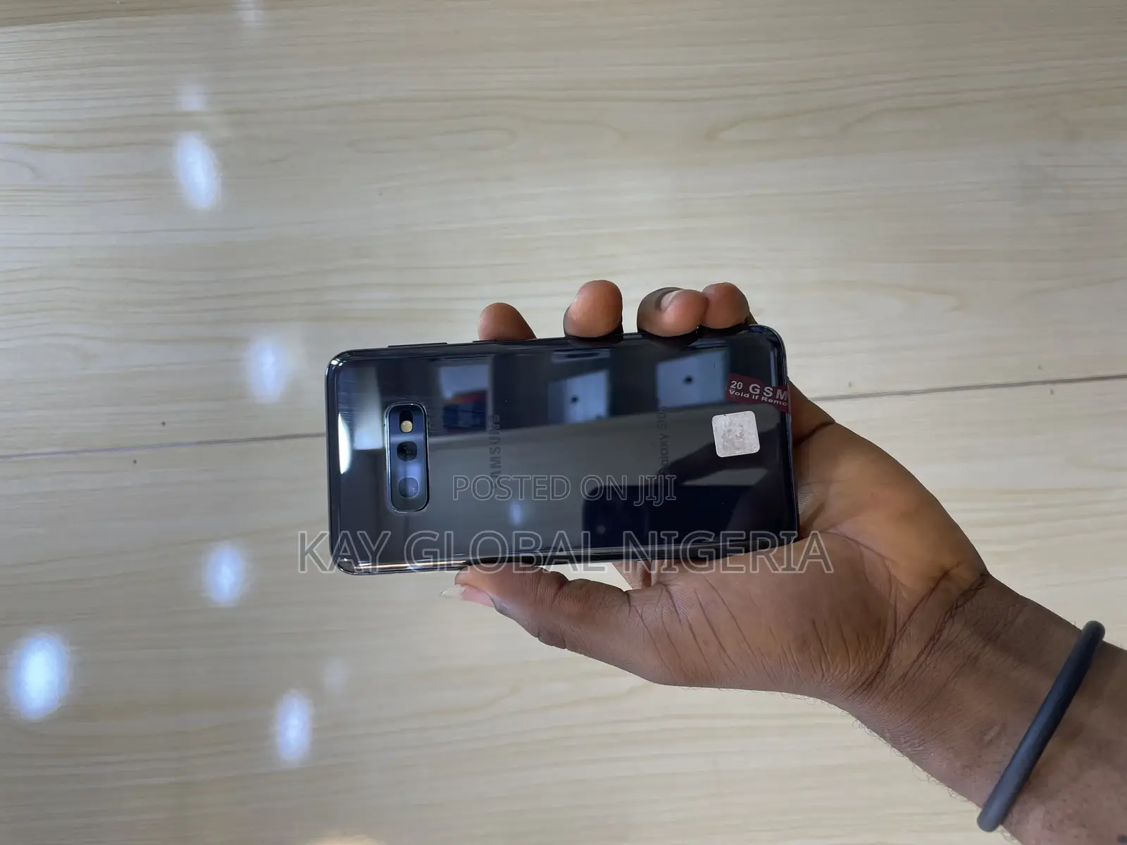Samsung Galaxy S10e 128 GB Black