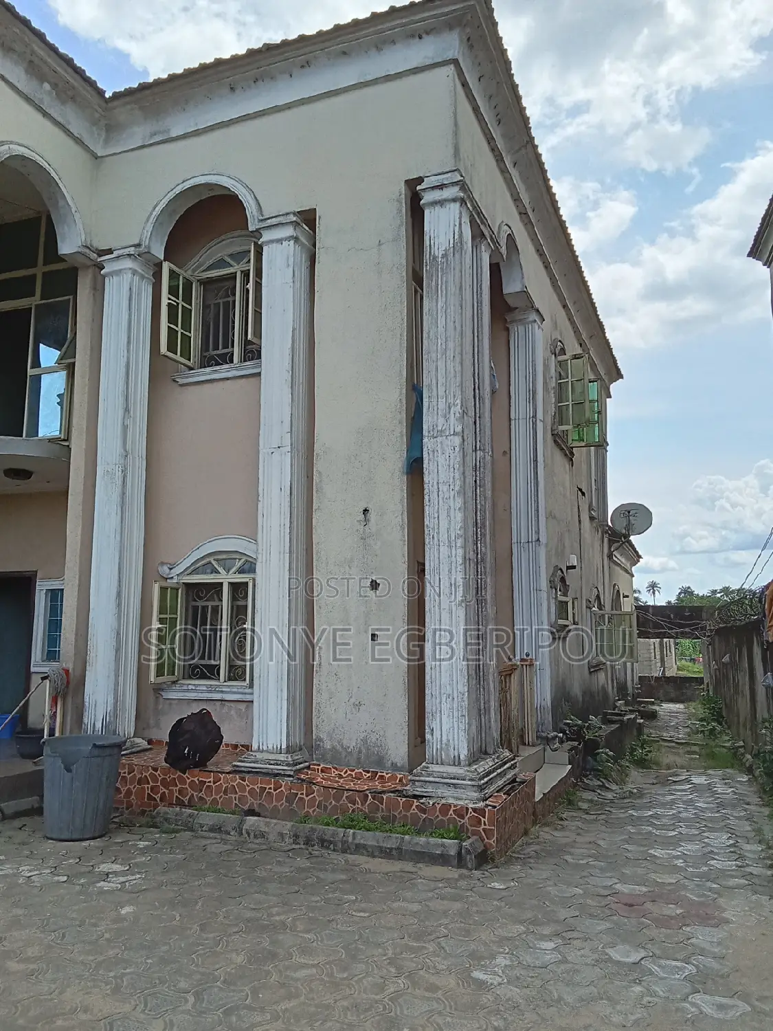 7bdrm House in Late Hon. Gideon, Yenagoa for sale
