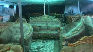 Solid Interior 7 Seater