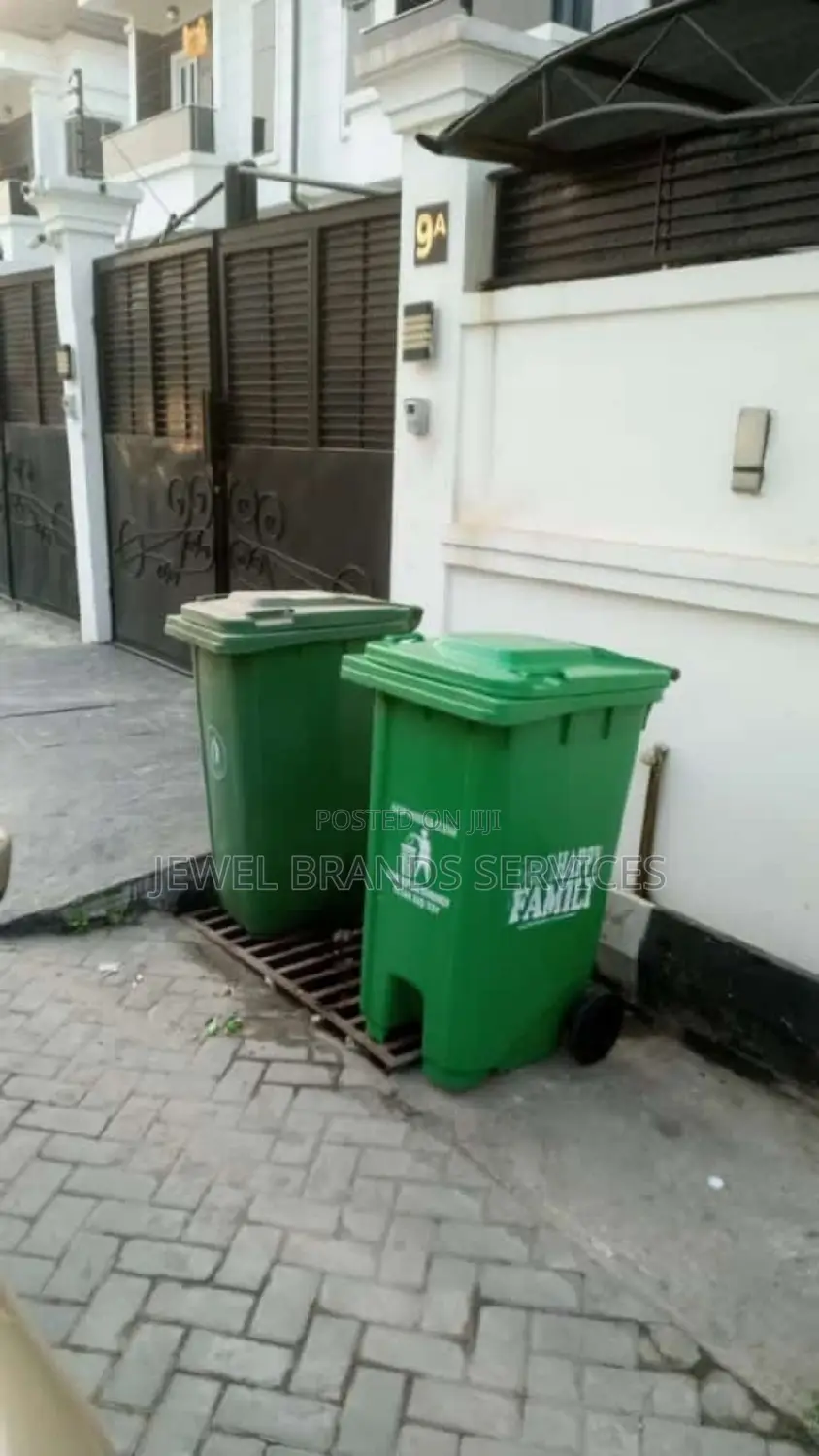 Waste Bin/ Wheeler 240 Litres