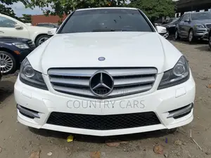 Mercedes-Benz C300 2014 White
