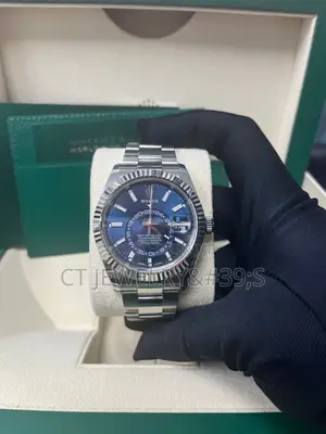 Swiperight for Ya Choice Rolex Sky-Dweller Oyster Bracelet