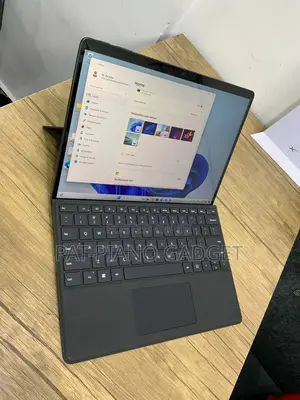 Laptop Microsoft Surface Pro 9 16GB Intel Core I7 SSD 1T