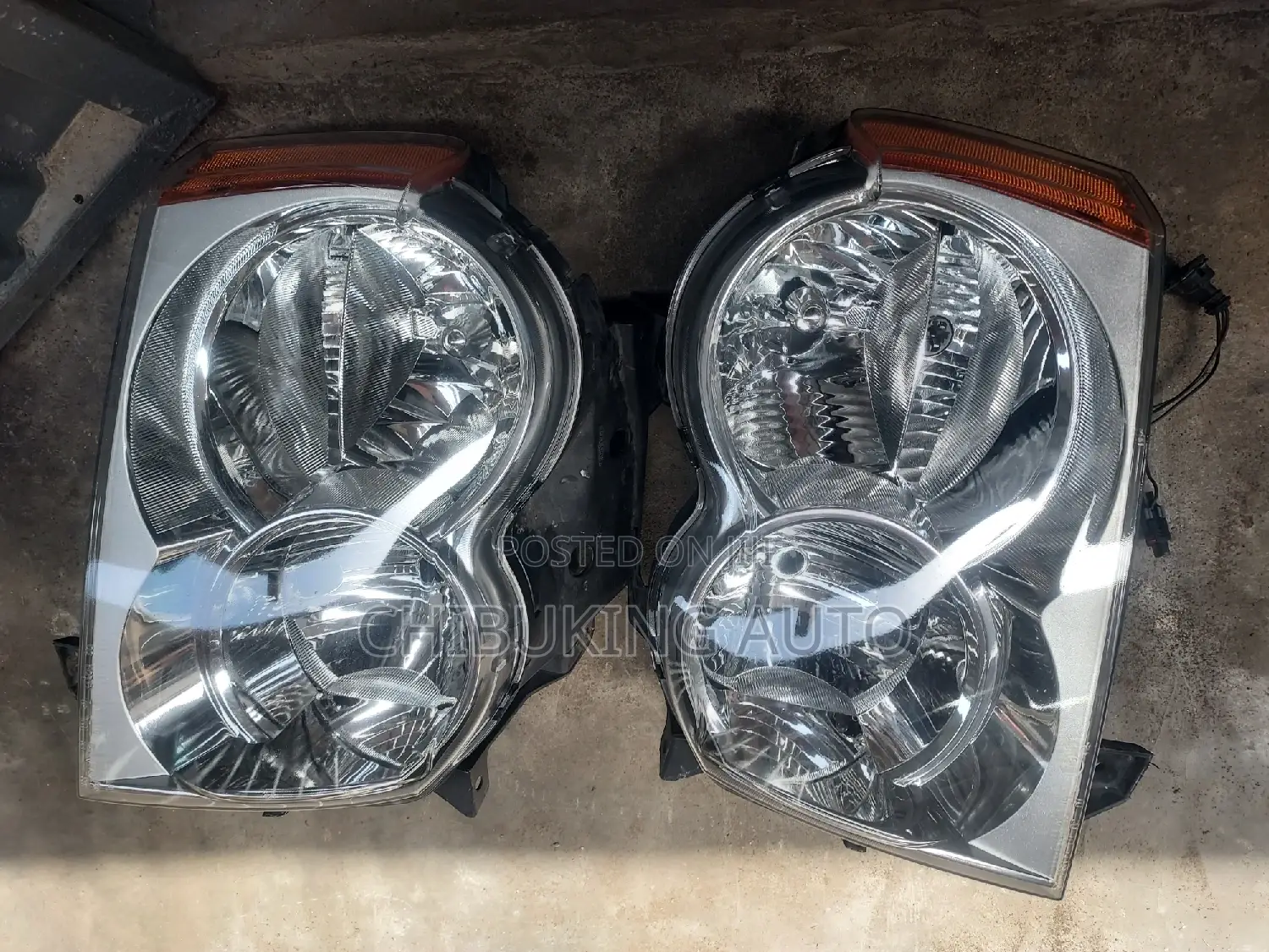 Head Light Cherokee Jeep 2006