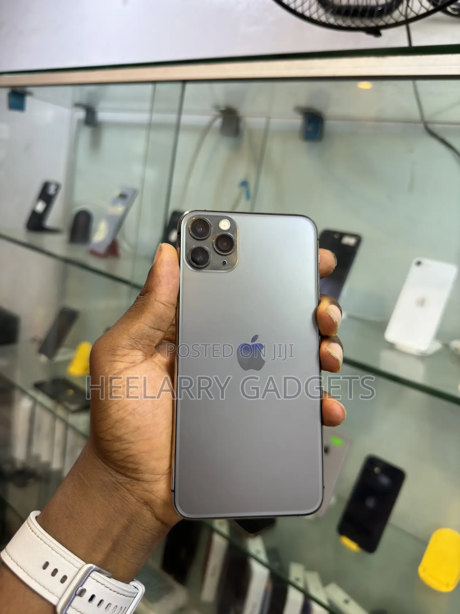 Apple iPhone 11 Pro Max 64 GB Gray