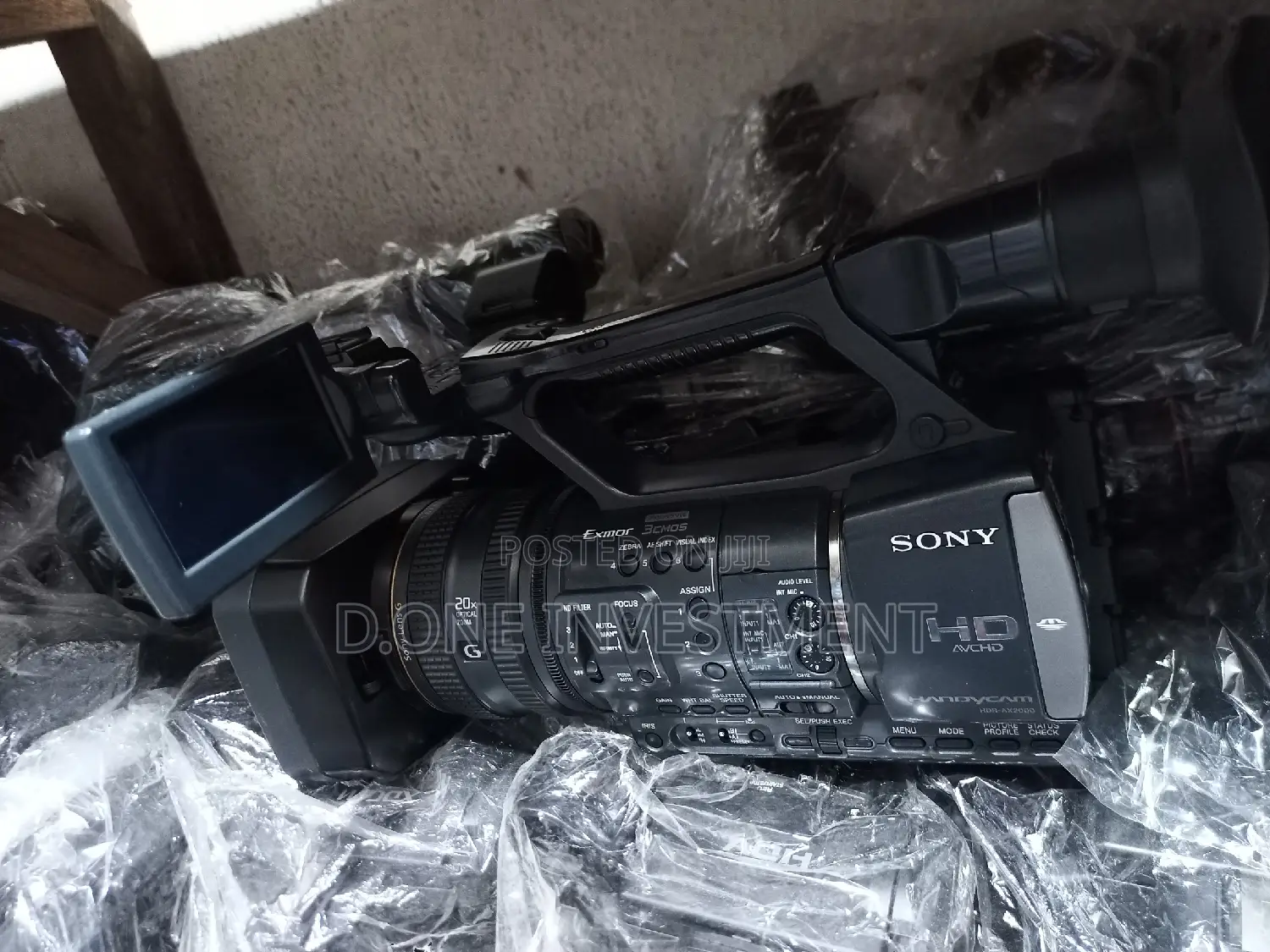 Sony Ax2000 Hd Video Camcorder (Open Box)