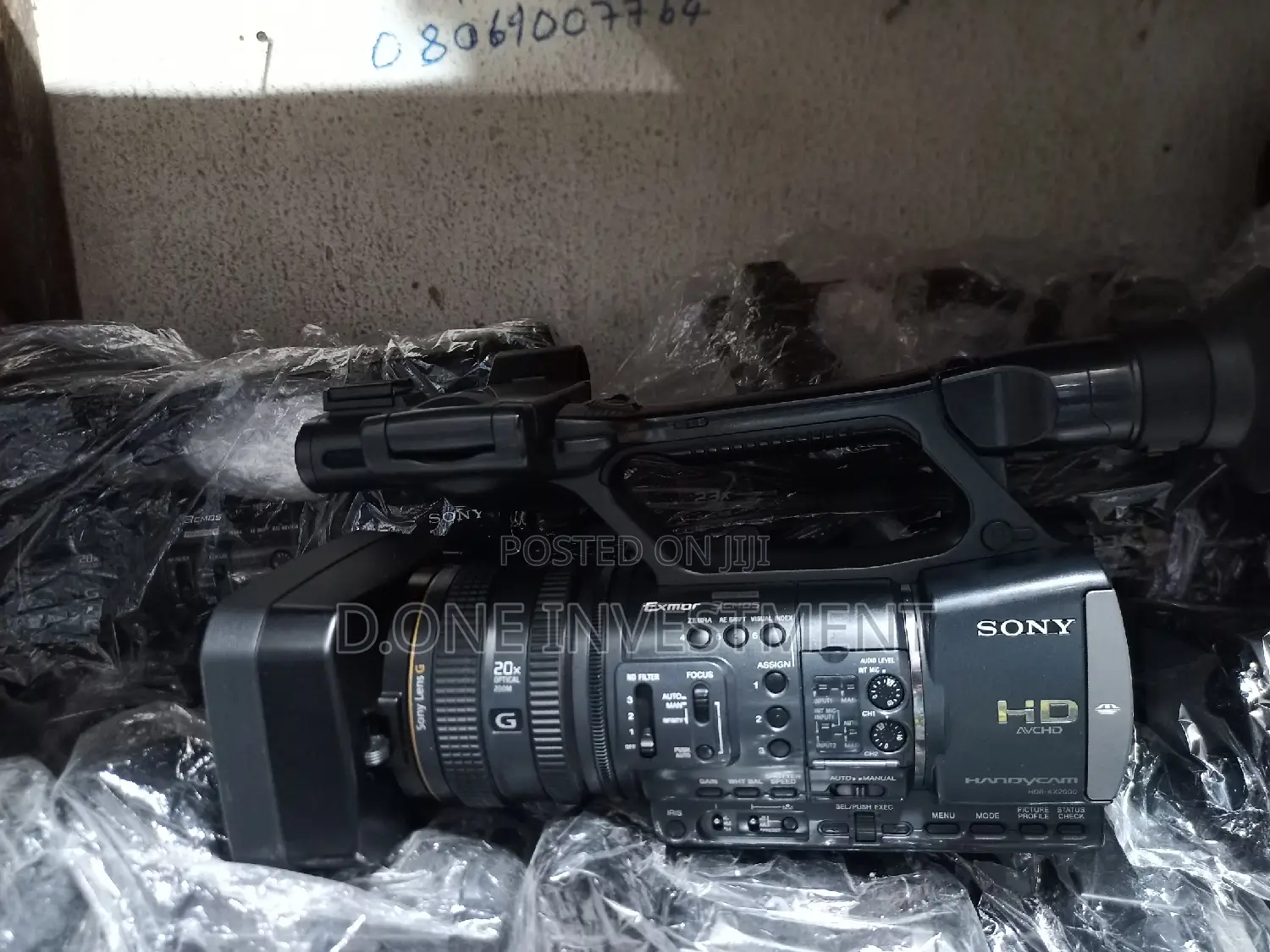 Sony Ax2000 Hd Video Camcorder (Open Box)