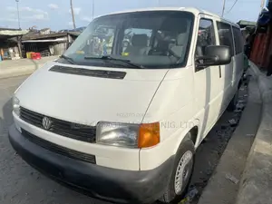 Volkswagen Transporter 2002 White