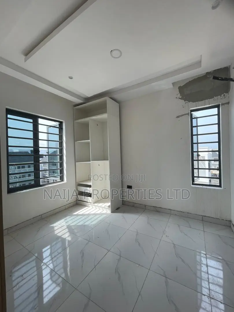 Mini Flat in Ologolo, Lekki for sale