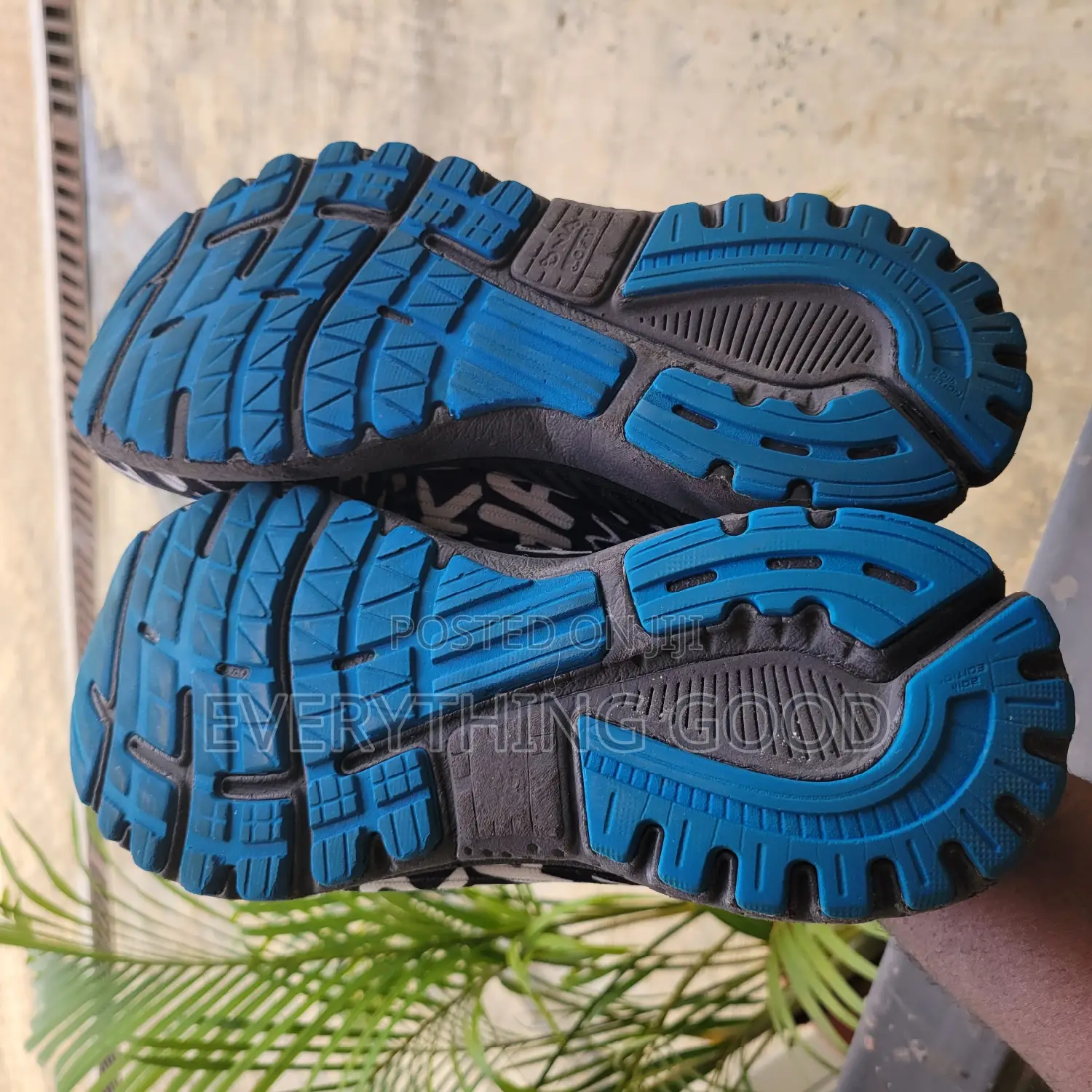 Brooks Adrenaline Sneakers