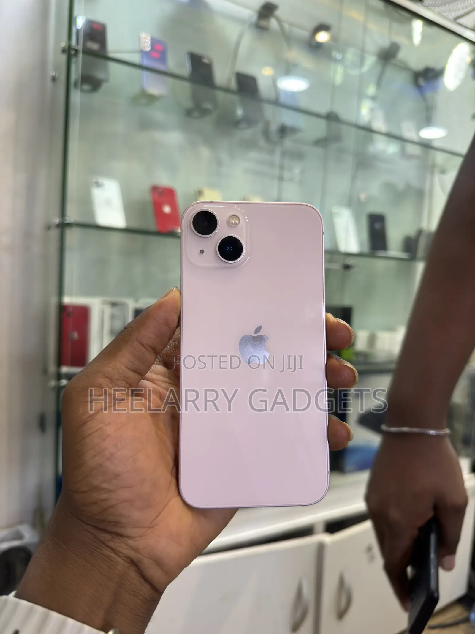 Apple iPhone 13 128 GB Pink