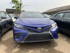 Toyota Camry LE (2.5L 4cyl 8A) 2019 Blue