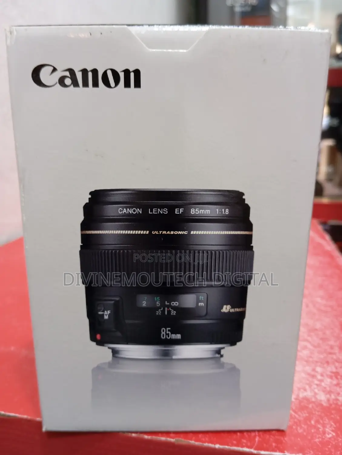 Canon Lens 85 Usm 1.8 Apparture