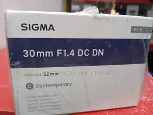 Sigma Art Lens 30mm F1.4 Dc-Dn